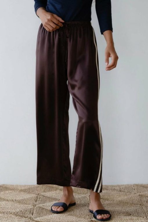 Comfyattire.shop205fdcd223 1