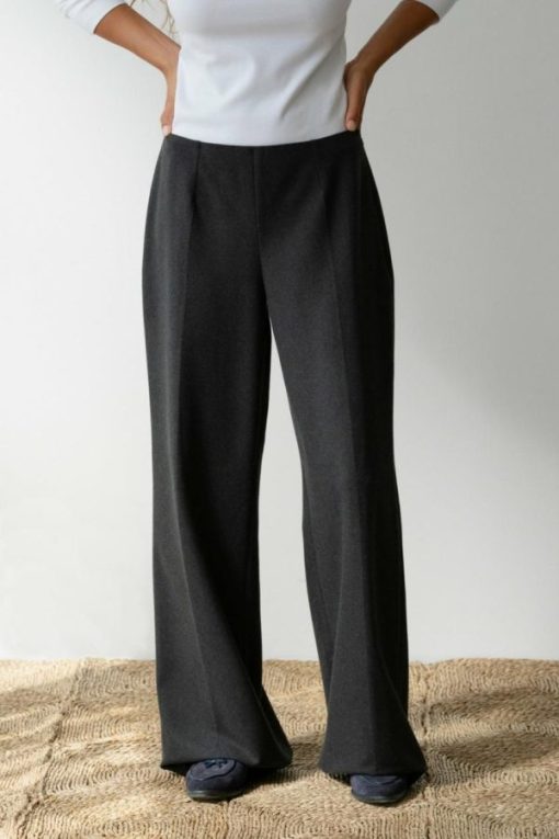 Comfyattire.shop5f2aea4a33 1